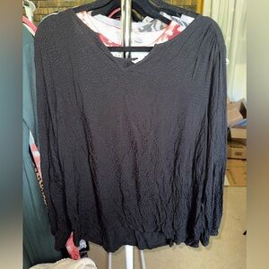 Time and Tru Black Textured Women's Top